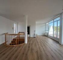 3-Zimmer-Wohnung Bogenhausen mit großer Terrasse S8 Flughafen - München