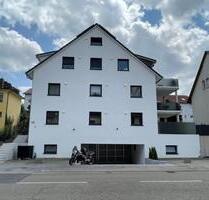 Geschmackvolle, möblierte 5,5-Raum-Maisonette-Wohnung mit lux. In - Bietigheim-Bissingen