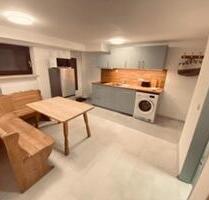 2 ZW im Souterrain - 700,00 EUR Kaltmiete, ca.  40,00 m² in Obertraubling (PLZ: 93083)