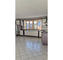 ab 01.11. zu vermieten, 4-Zi-Whg, EBK, Balkon, - Passau Auerbach