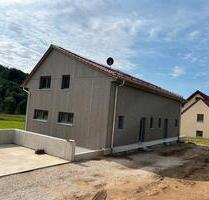 Neubau KfW 40 Doppelhaus mit integrierter Einliegerwohnung! - Berg bei Neumarkt in der Oberpfalz