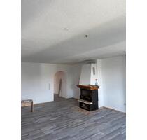 3 Zimmer Wohnung zu vermieten - 600,00 EUR Kaltmiete, in Hof (PLZ: 95028) Altstadt