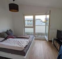 Möblierte 1-Zimmer Whg. mit TG-Stellplatz - Leonberg