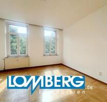 58 M² GROßE 2-ZIMMER-ALTBAUWOHNUNG MIT BALKON - HOHE DECKEN, PARKETT und MODERNES BAD - Krefeld
