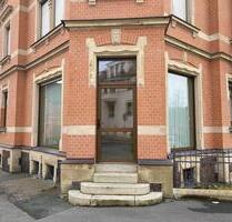 Attraktive Büro-Praxis- bzw. Ladenfläche mit großen Schaufenster-Fronten - Nähe Fußgängerzone & Spielzeugmuseum - Sonneberg