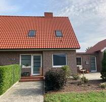 Geflegtes Einfamilienhaus mit 1078m² Grundstück - Rhede (Ems)