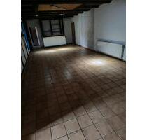 7 Zimmerwohnung Kinder Tiere erlaubt - Altenbeken