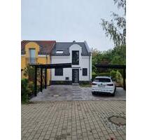 Reihenendhaus, 4 Zimmer, Garten, 2 Carports, KNK trägt ggf.VK - Neuenhagen bei Berlin