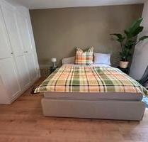 Vollständig möbliert und saniert! All-In! A-Lage Essens - 1. OG in bester Lage von E-Rü. mit Balkon