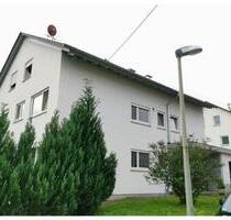 Helle 4-Zimmer-DG-Wohnung in Sulzbach an der Murr