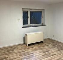 Vermietung Hobbyraum Kellerraum Lager (mit Dusche und WC) - Frankfurt am Main Mitte-West