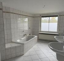 Großzügige 3,5-Zimmer Erdgeschosswohnung in ruhiger Lage! - Burg (Dithmarschen)