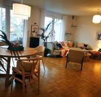 Moderne 2,5 Zimmer Wohnung, 2 Bäder, EK, Stellplatz+großer Balkon - Frankfurt am Main Bockenheim