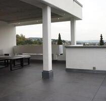 Zimmer in neuer 4er WG zu vermieten 200m² Penthouse GEHOBEN - Esslingen am Neckar Brühl