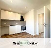 Erstbezug nach Sanierung: Moderne 2-Zimmer-Wohnung mit Südwest-Balkon - Hamburg Wandsbek