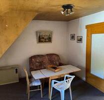 2,5 Zimmer Wohnung 2.OG Kulmbach nähe Klinikum WG geeignet