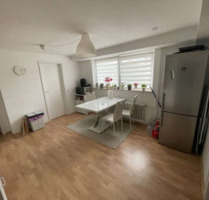 Schöne 2,5-Zimmer-Wohnung mit Einbauküche und Stellplatzoption - Bielefeld Stieghorst