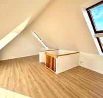 Lichtdurchflutete Maisonette-Dachgeschosswohnung mit Balkon in Magdeburg-Ottersleben