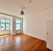 Altbaucharme in Stadtfeld-Ost – Stilvolle 3-Zimmer-Wohnung mit Stuck & Parkett - Magdeburg Nordwest