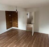 4 - Zimmer Altbau Wohnung - 850,00 EUR Kaltmiete, in Staufenberg (PLZ: 35460)