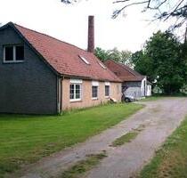 Haus mit großem Anwesen - 235.000,00 EUR Kaufpreis, in Wittingen (PLZ: 29378)