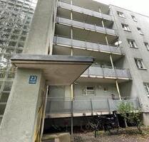 Sanierte 2-Zimmer-Wohnung mit Balkon und neuer Einbauküche - München Pasing-Obermenzing