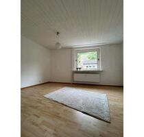Zentrale 62qm 3-Zimmer-Wohnung Tageslichtbad Gartennutzung Keller - Altena
