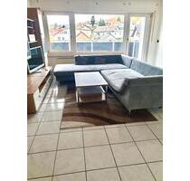 Kirchardt: 115 m² Großzügige 4‑Zi.-Dachwoh., Einbauküche, Balkon