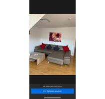 Sonnige 3,5 ZKB mit Balkon und Doppelgarage - Simmozheim