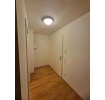 Moderne 2-Zimmer Wohnung mit Balkon und Aufzug im 4. OG in Stuttg - Stuttgart Vaihingen