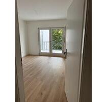 Helle 3-Zi.-Wohnung mit Südbalkon in Pohlheim; Haustiere erlaubt