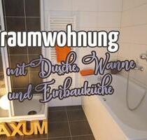Völlig neu durch Umplanung mit 30 m² Wohnzimmer, Einbauküche + Südbalkon! - Chemnitz Bernsdorf