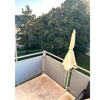Erstbezug nach Sanierung! SONNENBALKON! 2 - Zi - WoKüche Bad WHG - Augsburg Lechhausen