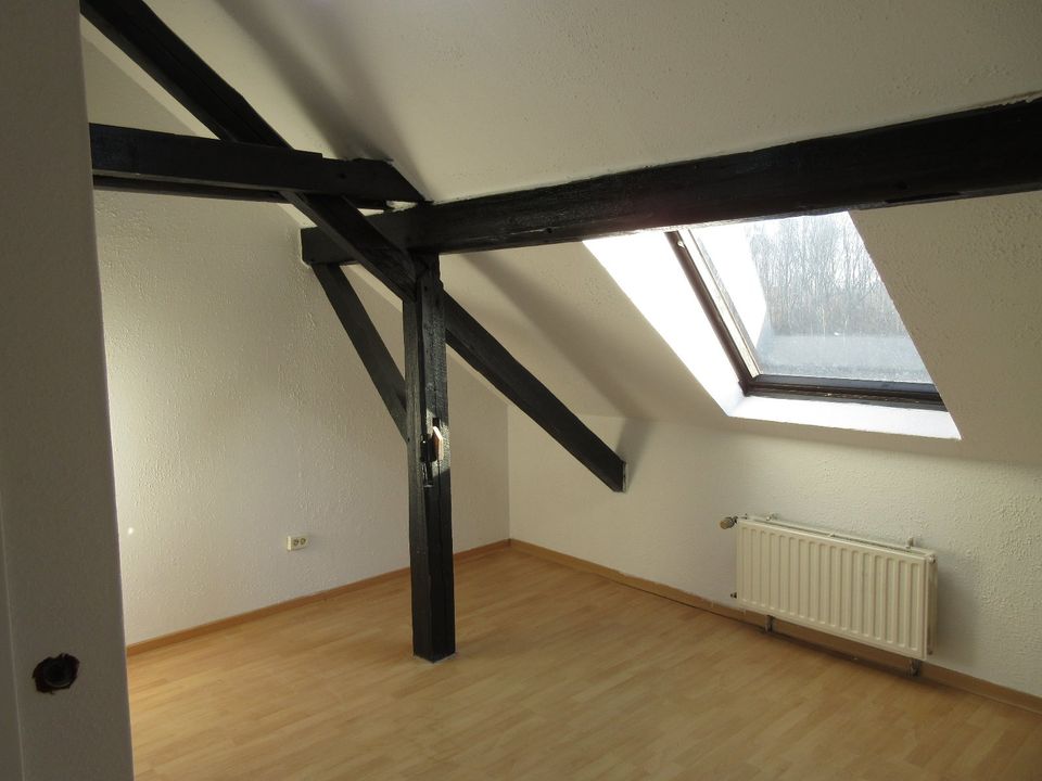 3 Zimmer, KDB im Dachgeschoss in Dortmund zu vermieten
