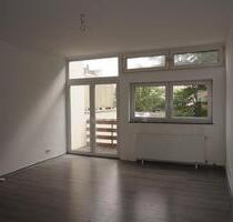 Biete eine Erdgeschosswohnung 100qm *5Zimmer*FischertalBarmen* - Wuppertal Gemarkung Elberfeld