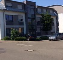 Exklusive 4,5-Zimmer-Whg mit EBK, TG-Platz plus sep. Stellplatz - Ludwigsburg Oßweil