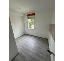 Neu sanierte 1-Zimmer-Wohnung in City-Nähe – Erdgeschoss - Iserlohn