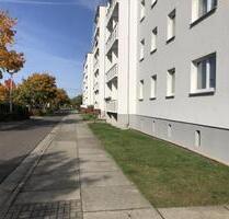 Ab 01.08.2025 - sanierte Wohnung + neuer Balkon - Cottbus Brunschwig