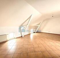 2- Zimmer- Dachgeschosswohnung mit Balkon, Bad mit Wanne, Dusche und Fenster - Parchim