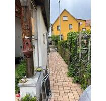 Helle 2,5 Zimmer EG Whg. in Esslingen - Krummenacker - Esslingen am Neckar Brühl