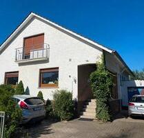 Gepflegtes Ein-bis Zweifamilienhaus in Peine - von privat