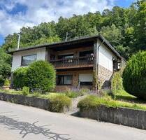 Haus in der Eifel Nähe Adenau - 229.000,00 EUR Kaufpreis, in Ettringen (PLZ: 56729)
