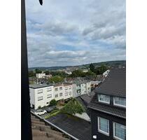 Schöne, helle u. gut aufgeteilte DG 3 Zi. Wohnung mit 2 Bädern - Wuppertal Barmen