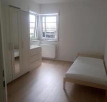 1 Zimmer zum vermiten - 550,00 EUR Kaltmiete, ca.  14,00 m² in Gröbenzell (PLZ: 82194)