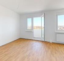 ab August 2025: bezugsfertigeneu sanierte 5-Raum-Wohnung, mit Balkon - Halle (Saale) Dölau