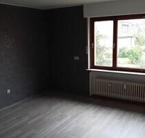 3,5 Zimmer Wohnung 90 qm reine Wohnfläche 1. OG + Balkon - Northeim
