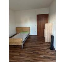Sharing room available- WG Zimmer verfügbar ( sofort möglich) - Ingolstadt Nordost