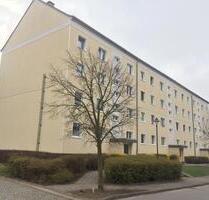 Zentral und ruhig: 2-Raum-Wohnung am Marktplatz - Löcknitz