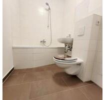 3-Zimmer mit Balkon und Aufzug - 393,00 EUR Kaltmiete, ca.  56,10 m² in Freiberg (PLZ: 09599)