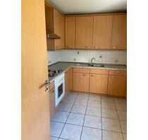 Helle 2 Zimmer Wohnung mit Balkon u. Küche in Montabaur Himmelf.